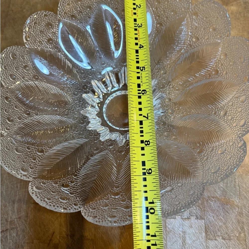 Vintage MCM E. Germany Lausitzer Dew Drop and Leaf Clear Glass Decorative Bowl